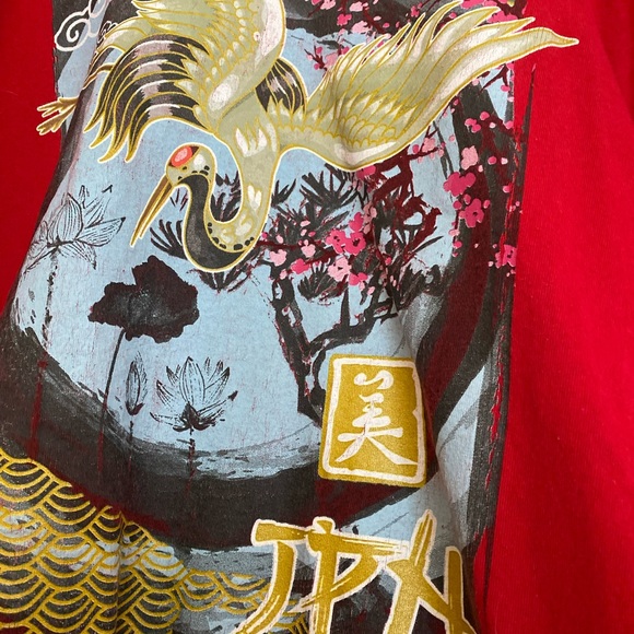 SOLD. Unisex. Vintage . Japanese Art Tee - Picture 5 of 6